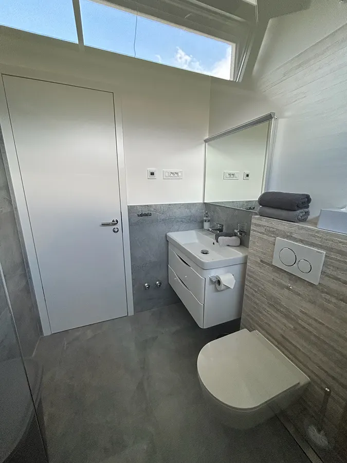 Badezimmer 1 Waschtisch
