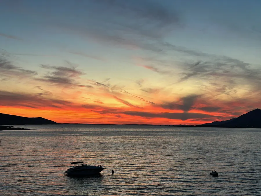 Sonnenuntergang über dem Meer